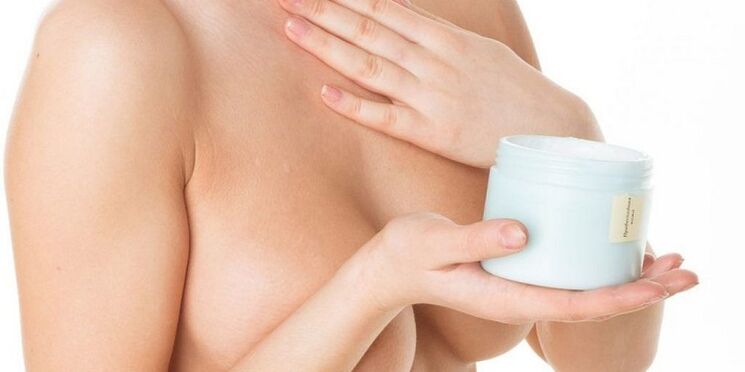 Crème pour l'augmentation mammaire